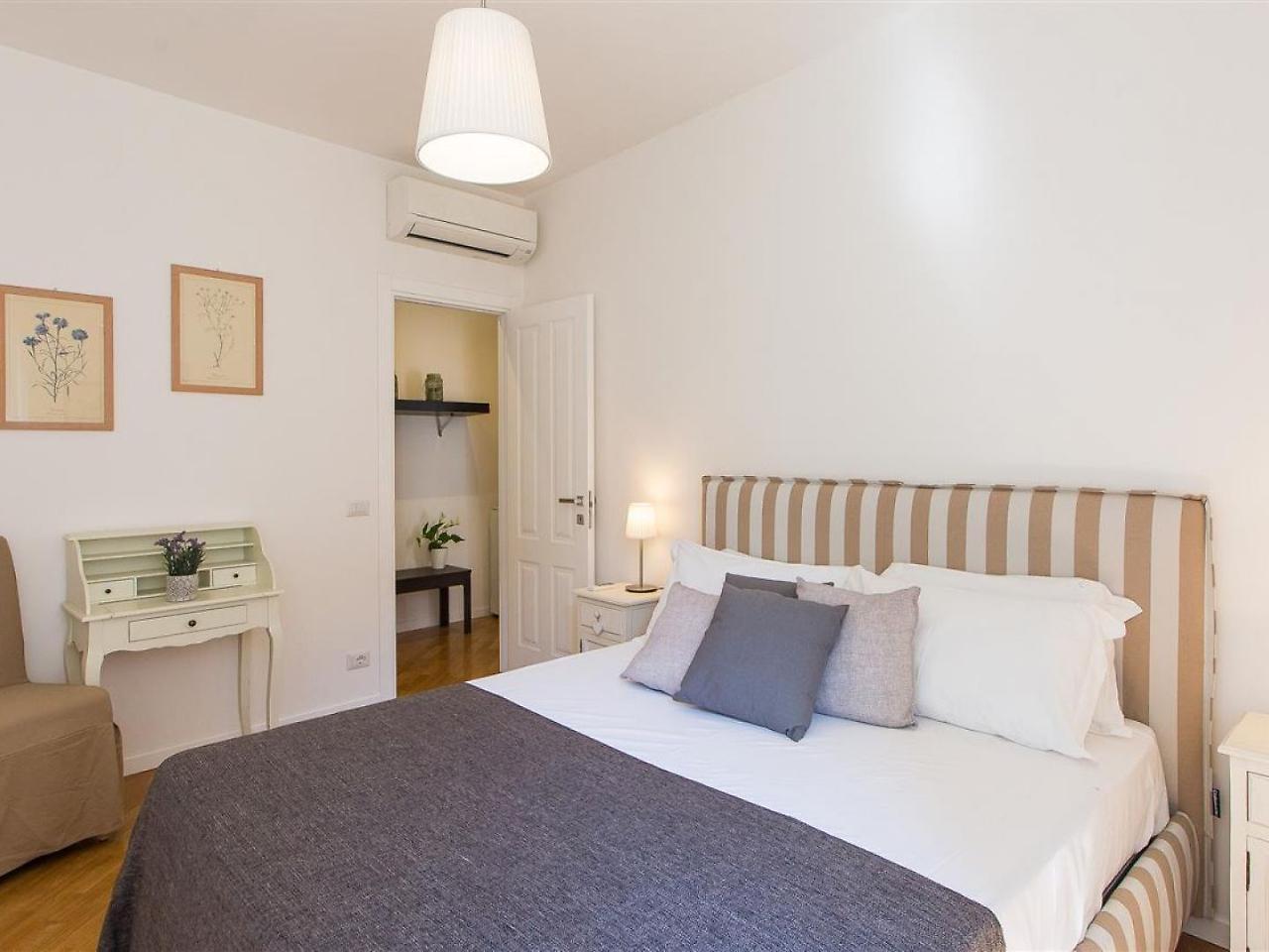 Rental In Rome Giulia Atmosphere Exterior photo